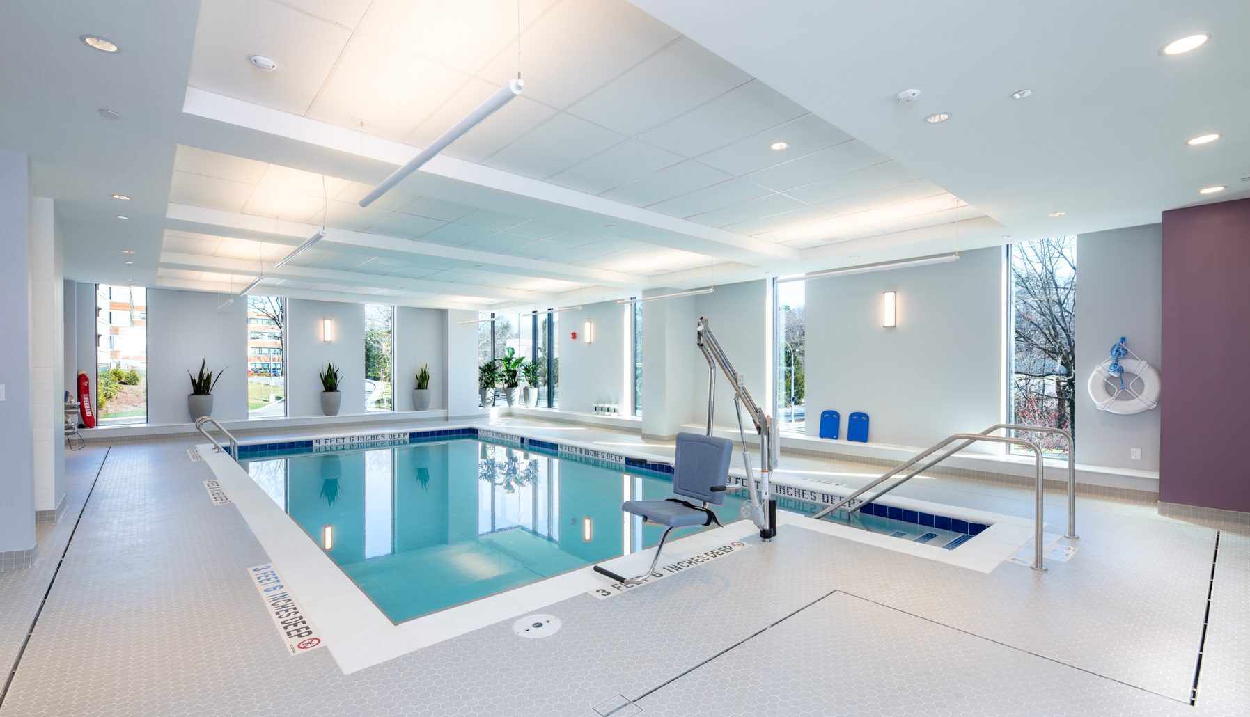 LR-Pool_0022