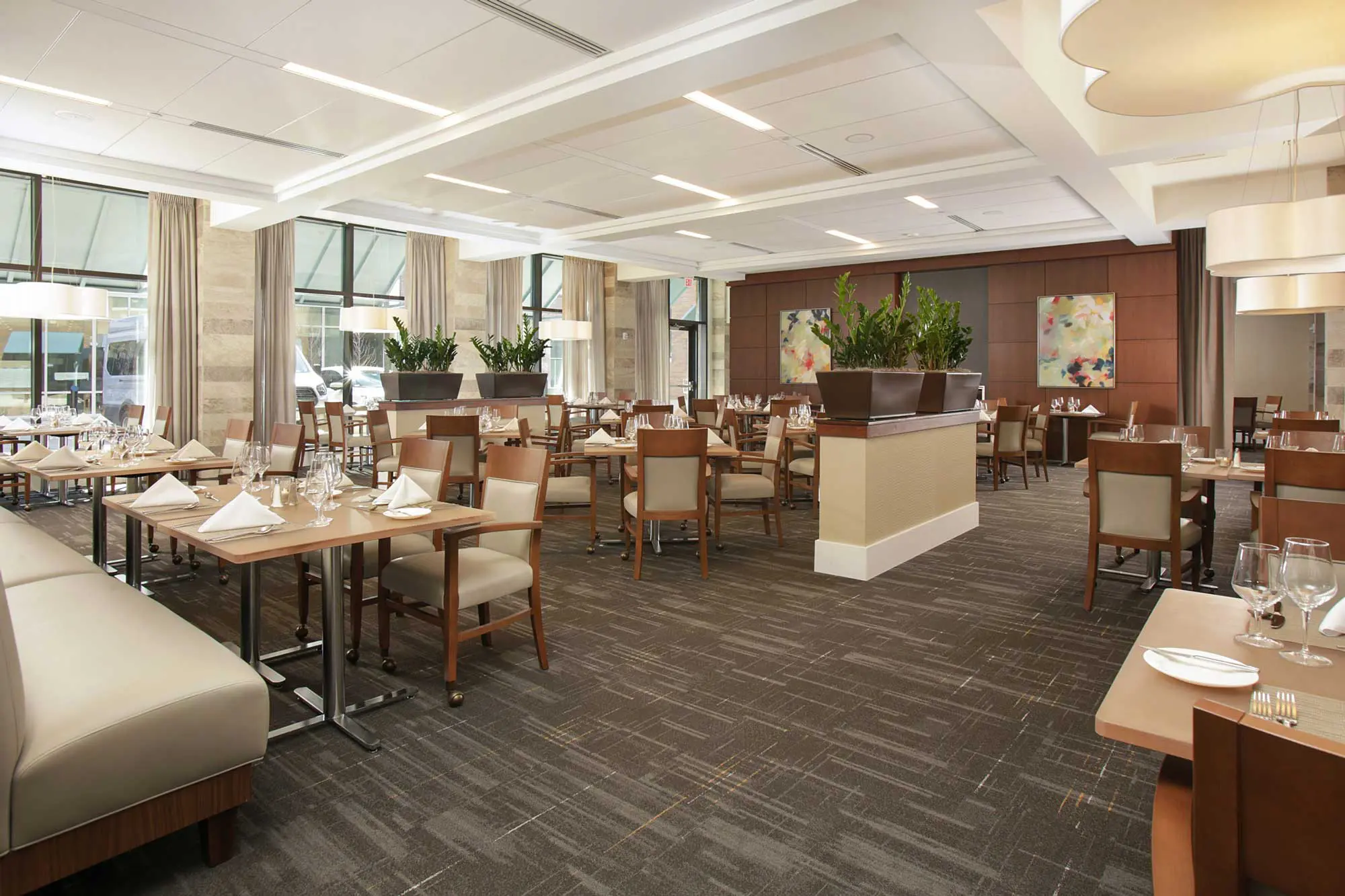 waterstone_dining1_2400-2